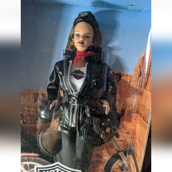 Barbie & Ken Harley Davidson Collector Limited Edition Doll Set 1998 New in Box. - Picture 12 of 15
